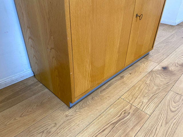 WMK I Heller Designer Bücherschrank 605 von Bruno Knoblauch für VEB Hellerau aus 1968 in Esche I Bücherregal Regal Highboard Regalwand Stringregal Kommode Mid-Century Vintage DDR I Berlin Köln Hamburg