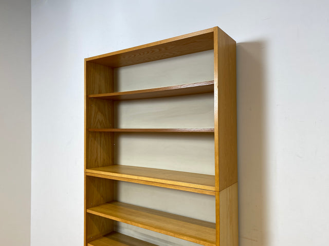 WMK I Heller Designer Bücherschrank 605 von Bruno Knoblauch für VEB Hellerau aus 1968 in Esche I Bücherregal Regal Highboard Regalwand Stringregal Kommode Mid-Century Vintage DDR I Berlin Köln Hamburg