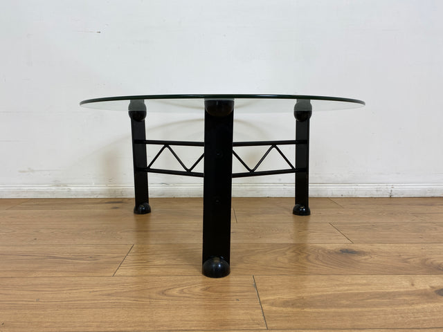 WMK # Stilvoller und sehr gut erhaltener Designer Couchtisch von Klöber aus 1996 mit runder Glasplatte 80cm auf schwarzem Metallgestell # Glastisch Wohnzimmertisch Coffee Table Sitzgarnitur Vintage