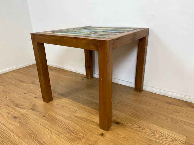 Boatwood by WMK I Einzigartiger Esstisch 90x90cm aus altem Bootsholz, ein handgefertigtes Unikat aus massivem Teakholz I Tisch Esszimmertisch Küchentisch Holztisch Gastro Dining Table Bootsmöbel Bunt