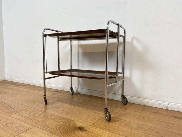 WMK # Kultiger & sehr gut erhaltener faltbarer Servierwagen aus den 1970er Jahren mit Chromgestell und auf Rollen # Barwagen Teewagen Beistelltisch Couchtisch Vintage Industrial Design Space Age