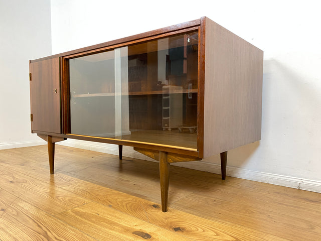 WMK I Stilvoller großer und freistellender Mid-Century Schreibtisch aus 1965 mit Vitrine an der Rückseite I Writing Desk Bürotisch Arbeitstisch Cheftisch 50er 60er DDR Vintage Berlin Dresden Hannover
