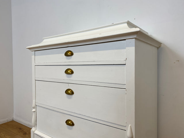 WMK # Elegante große antike Kommode in weiß aus vollem Holz mit geräumigen Schubladen und Messinggriffen, um 1890 # Schrank Schubladenkommode Wäschekommode Highboard Biedermeier Shabby Chic Vintage