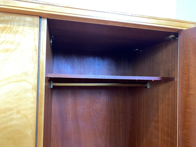 WMK I Raumaufhellender großer Mid-Century Kleiderschrank mit perfekter Aufteilung inkl. Schublade I Schlafzimmerschrank Wäscheschrank Schrank Wardrobe Vintage 50er 60er Berlin Brandenburg Hamburg