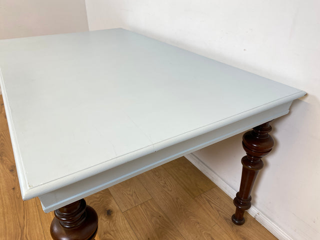 WMK I Imposanter Gründerzeit Esstisch , Vollholz, mit hellblau lackierter Tischplatte & gedrechselten Beinen I großer Esszimmertisch Tisch Tafel Dining Table Schreibtisch Antik Vintage Berlin NRW Bonn