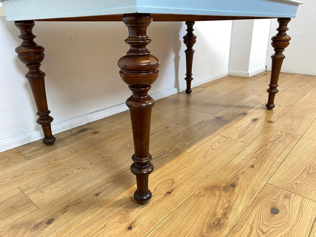 WMK I Imposanter Gründerzeit Esstisch , Vollholz, mit hellblau lackierter Tischplatte & gedrechselten Beinen I großer Esszimmertisch Tisch Tafel Dining Table Schreibtisch Antik Vintage Berlin NRW Bonn