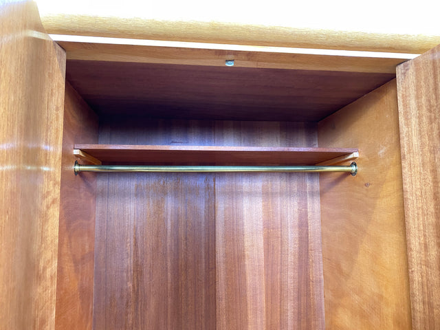 WMK I Wunderschöner heller 1930er Jahre Art Deco Kleiderschrank aus vollem Holz mit perfekter Aufteilung I Schrank Wäscheschrank Schlafzimmerschrank Wardrobe Antik Vintage I Berlin Dresden Regensburg