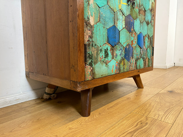 Boatwood by WMK I Einzigartiger handgefertigter Schrank aus altem Bootsholz I Teakholz massiv I Highboard Kommode Sideboard Wäscheschrank Bar Barschrank Schuhschrank Schuhkommode Berlin Usedom Bremen