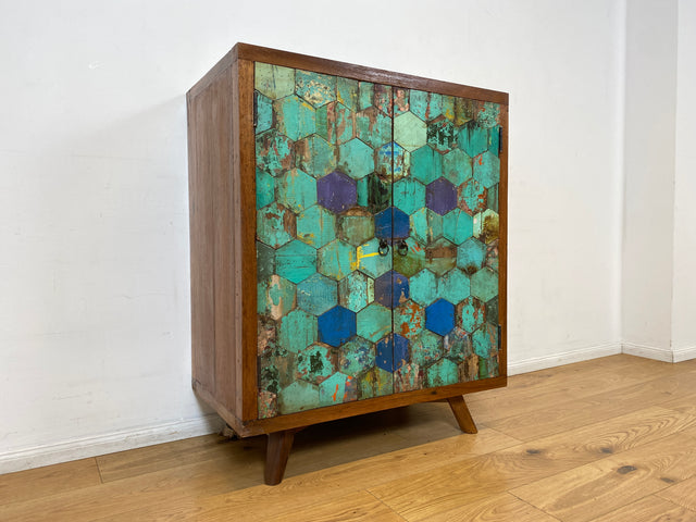 Boatwood by WMK I Einzigartiger handgefertigter Schrank aus altem Bootsholz I Teakholz massiv I Highboard Kommode Sideboard Wäscheschrank Bar Barschrank Schuhschrank Schuhkommode Berlin Usedom Bremen