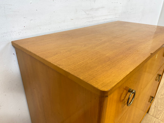 WMK Sehr schöne und gut erhaltene skandinavische Kommode aus vollem Holz mit Schubladen und hübschen Messinggriffen # Schrank Schubladenkommode Wäschekommode Sideboard Vintage Mid-Century 50er 60er