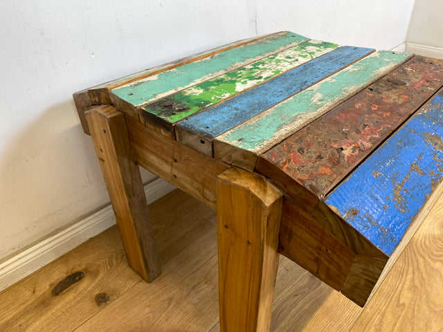 Boatwood by WMK # Bunterschöner und robuster Hocker aus altem Bootsholz, ein handgefertigtes Unikat aus massivem Teakholz # Fußhocker Fußbank Sitz Holzhocker Ablage Beistelltisch Bootsmöbel Treibholz