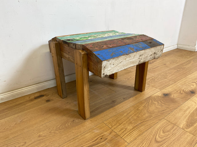 Boatwood by WMK # Bunterschöner und robuster Hocker aus altem Bootsholz, ein handgefertigtes Unikat aus massivem Teakholz # Fußhocker Fußbank Sitz Holzhocker Ablage Beistelltisch Bootsmöbel Treibholz