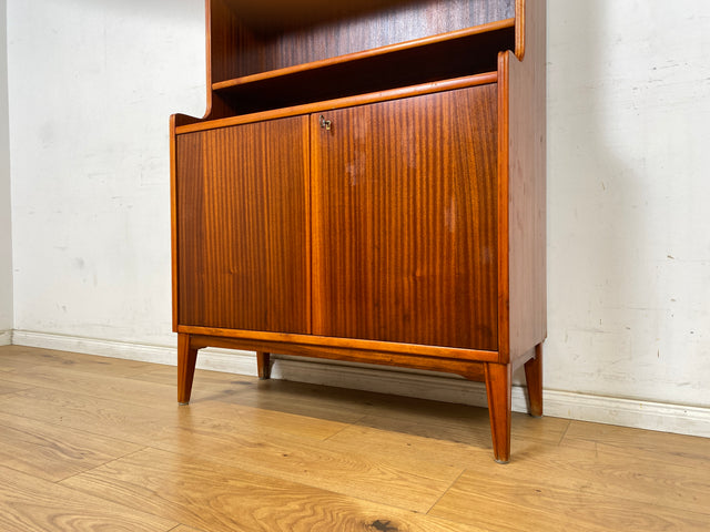 WMK Stilvoller und gut erhaltener skandinavischer Mid-Century Bücherschrank aus vollem Holz mit verstellbaren Regalböden # Bücherregal Regal Highboard Kommode Geschirrschrank Sideboard Vintage 60er