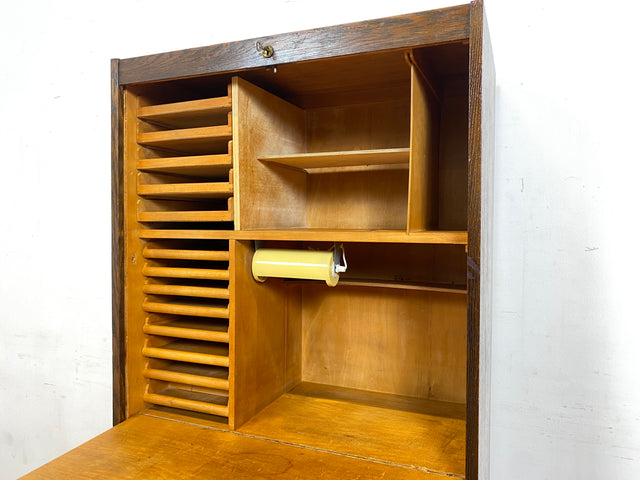 WMK Schöner und gut erhaltener Schreibschrank , Vollholz aus 1950, mit Rollladen , 13 Schubladen & Lampe # Rollladenschrank Rolladenschrank Sekretär Schreibtisch Aktenschrank Schrank Highboard Vintage