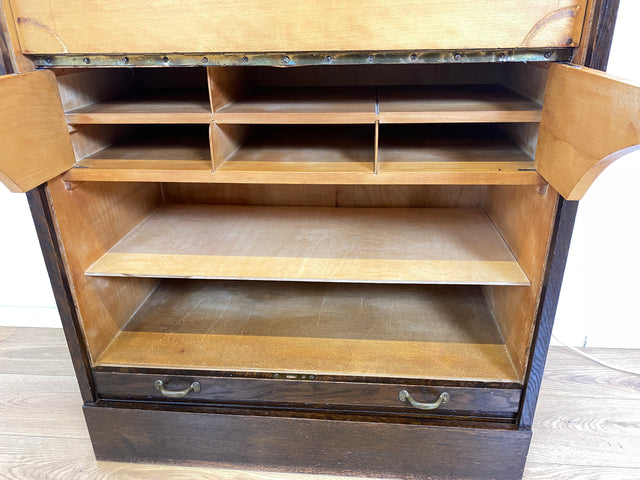 WMK Schöner und gut erhaltener Schreibschrank , Vollholz aus 1950, mit Rollladen , 13 Schubladen & Lampe # Rollladenschrank Rolladenschrank Sekretär Schreibtisch Aktenschrank Schrank Highboard Vintage