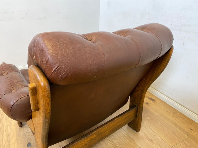 WMK Hochwertiger, äußerst gemütlicher und gut erhaltener skandinavischer Loungesessel mit Eichenholz Rahmen und gestepptem Echtleder Bezug # Sessel Ledersessel Lesesessel Chesterfield 70er Vintage