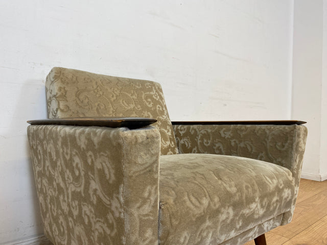 WMK Stilvoller und gut erhaltener Mid-Century Sessel mit Originalbezug und edlem Holzgestell