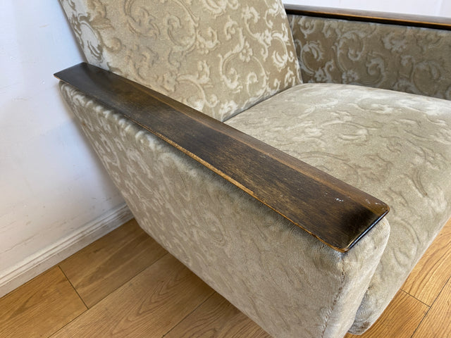 WMK Stilvoller und gut erhaltener Mid-Century Sessel mit Originalbezug und edlem Holzgestell