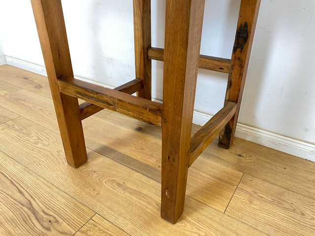 Boatwood by WMK # 1/2 Besonderer Barhocker aus altem Bootsholz, ein handgefertigtes Unikat aus massivem Teakholz # Barstuhl Hocker Sitzhocker Stuhl Küchenstuhl Holzstuhl Bar Hausbar Gastro Treibholz