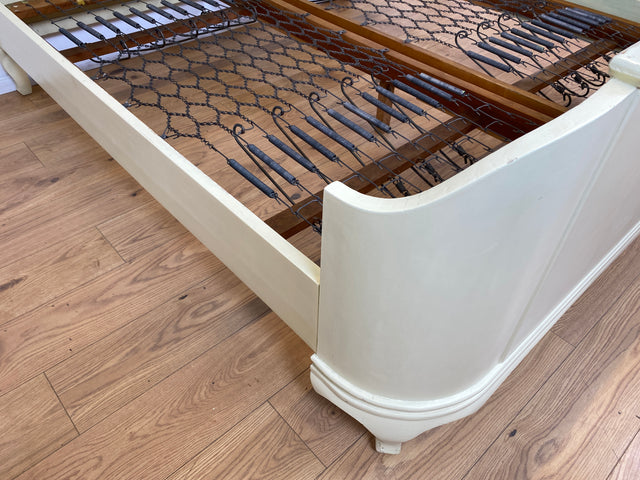 WMK I Wunderschönes weißes 1930er Jahre Bett aus vollem Holz mit original Spiralfedern I Doppelbett Bed Schlafzimmerbett Schlafzimmer Chippendale Art Deco Antik Vintage Berlin Stuttgart Hannover Ulm