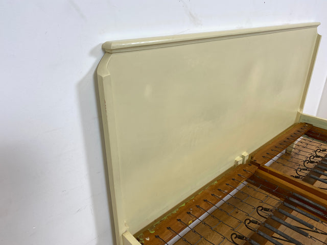 WMK I Wunderschönes weißes 1930er Jahre Bett aus vollem Holz mit original Spiralfedern I Doppelbett Bed Schlafzimmerbett Schlafzimmer Chippendale Art Deco Antik Vintage Berlin Stuttgart Hannover Ulm