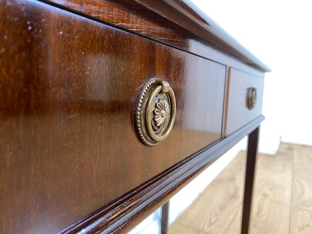 WMK I Sehr elegante kleine Vintage Kommode in englischem Stil mit Schubladen und schönen Messinggriffen I Ablage Sideboard Lowboard TV Bank Flur Bad Wäsche Regency Empire Berlin Dortmund Hannover