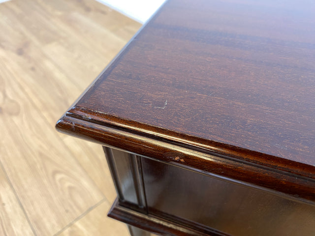 WMK I Sehr elegante kleine Vintage Kommode in englischem Stil mit Schubladen und schönen Messinggriffen I Ablage Sideboard Lowboard TV Bank Flur Bad Wäsche Regency Empire Berlin Dortmund Hannover