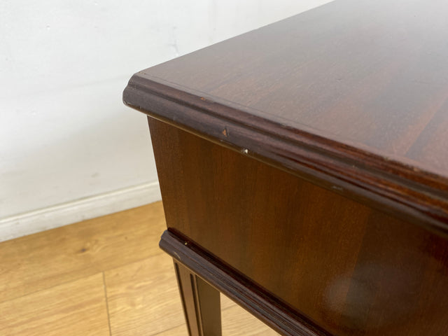 WMK I Sehr elegante kleine Vintage Kommode in englischem Stil mit Schubladen und schönen Messinggriffen I Ablage Sideboard Lowboard TV Bank Flur Bad Wäsche Regency Empire Berlin Dortmund Hannover