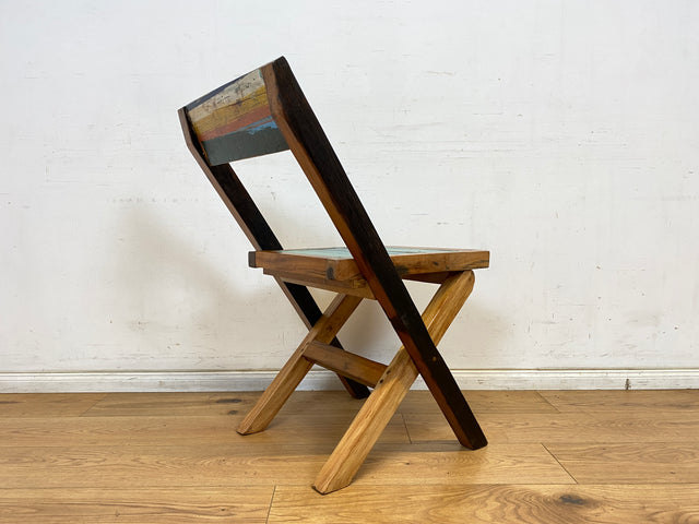 Boatwood by WMK # 1/2 Besonderer Klappstuhl aus altem Bootsholz mit original Bootsfarbe, ein handgefertigtes Unikat aus massivem Teakholz # Stuhl Küchenstuhl Holzstuhl Chair Campingstuhl Balkonstuhl