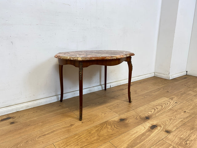 WMK Eleganter und sehr gut erhaltener Stilmöbel Couchtisch mit wundervoller Marmorplatte und edlen Messing Beschlägen # Wohnzimmertisch Coffee Table Marmortisch Marmor Rokoko Barock Vintage Stilmöbel