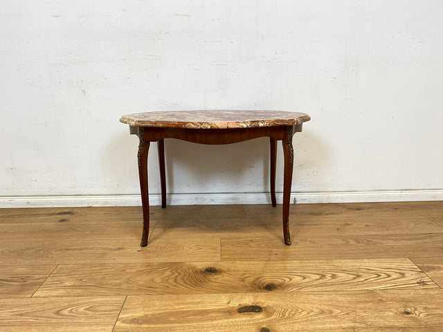 WMK Eleganter und sehr gut erhaltener Stilmöbel Couchtisch mit wundervoller Marmorplatte und edlen Messing Beschlägen # Wohnzimmertisch Coffee Table Marmortisch Marmor Rokoko Barock Vintage Stilmöbel