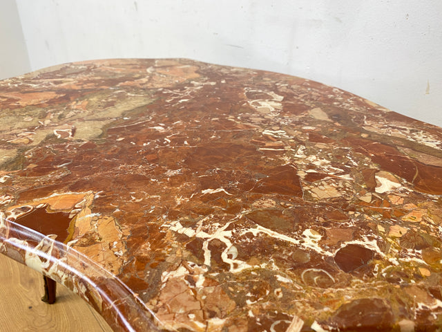 WMK Eleganter und sehr gut erhaltener Stilmöbel Couchtisch mit wundervoller Marmorplatte und edlen Messing Beschlägen