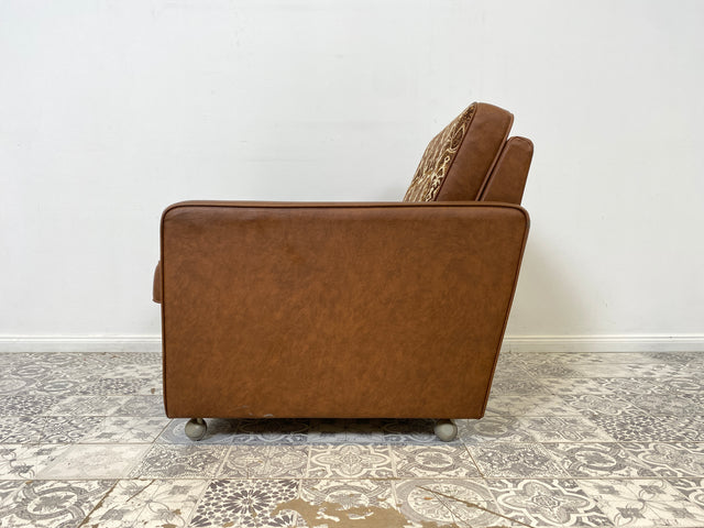 WMK 1/2 Kultiger & bequemer Retro Sessel , bezogen mit floralem Stoff & Kunstleder und auf hübschen Rollen # Clubsessel Lesesessel Stuhl Sitzgruppe Sitzgarnitur Vintage Space Age 70er