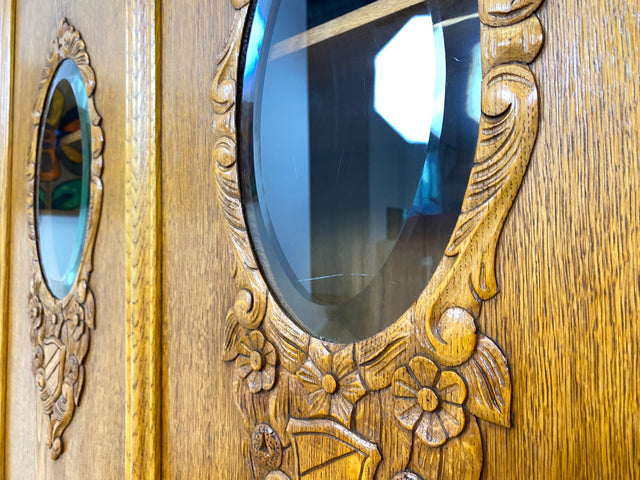 WMK # Eleganter und sehr gut erhaltener antiker Kleiderschrank aus massiver Eiche mit gewölbten Originalgläsern # Schrank Wäscheschrank Wardrobe Vertiko Dielenschrank Bauernschrank Jugendstil Vintage