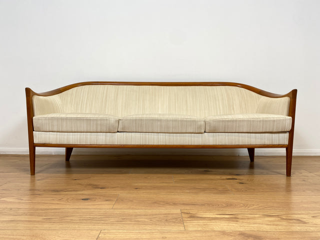 WMK Sehr elegantes und gut erhaltenes skandinavisches Mid-Century Sofa mit edlem Holzrahmen aus Teak und weißem Originalbezug # Couch 3-Sitzer 3er Sitzgarnitur 50er 60er Danish Design Vintage Teakholz