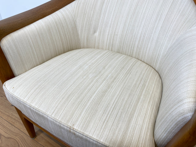 WMK Sehr eleganter und gut erhaltener skandinavisches Mid-Century Sessel mit edlem Holzrahmen aus Teak & weißem Originalbezug # Salonsessel Stuhl Lesesessel Sitzgarnitur Danish Design Vintage Teakholz