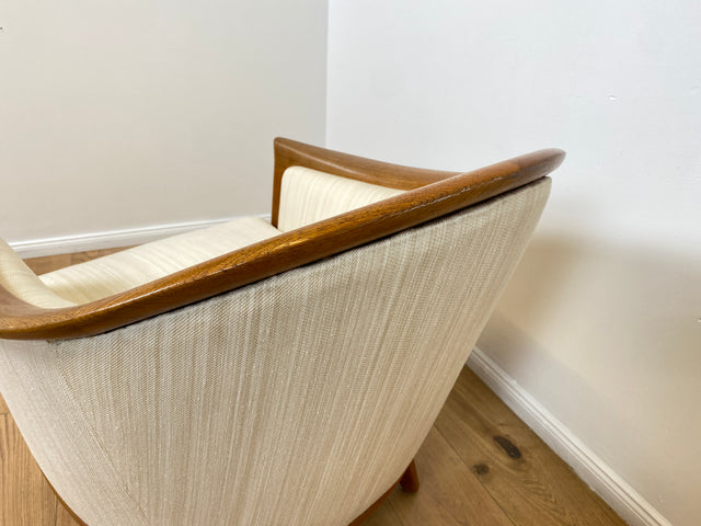 WMK Sehr eleganter und gut erhaltener skandinavisches Mid-Century Sessel mit edlem Holzrahmen aus Teak & weißem Originalbezug # Salonsessel Stuhl Lesesessel Sitzgarnitur Danish Design Vintage Teakholz