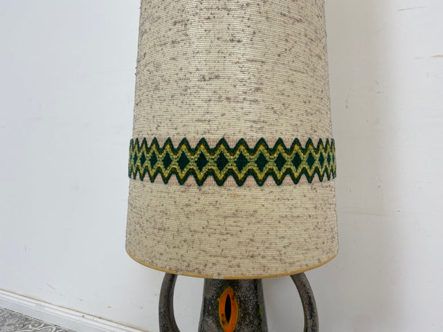 WMK Seltene große 70er Jahre Fat Lava Bodenlampe in sehr gutem Zustand mit original Stoffschirm und Henkeln - Stehlampe Lampe Stehleuchte Keramik Steingut Vintage Mid-Century 70er - Lieferung möglich