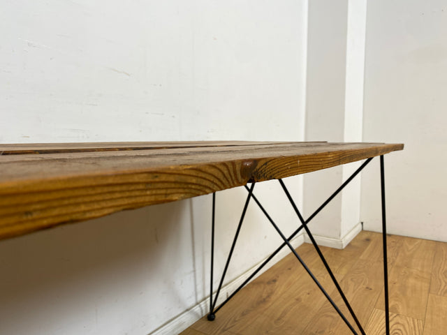 WMK Einzigartiger großer Esstisch mit Tischplatte aus alten Dielen auf schwarzem Metallgestell # Tisch Küchentisch Dining Table Holztisch Schreibtisch Desk Upcycling Vintage Hairpin Industrial Design