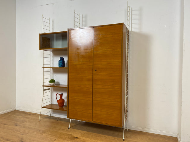 Kultiges modulares DDR Regalsystem Sybille aus 1968 mit Kleiderschrank & Vitrine