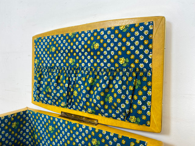 WMK Dekorative und sehr gut erhaltene Mid-Century Wäschetruhe mit pflegeleichtem Kunstlederbezug & schönem blauem Innenleben # Wäschepuff Wäschekorb Wäschesammler Vintage 60er Retro # Versand möglich