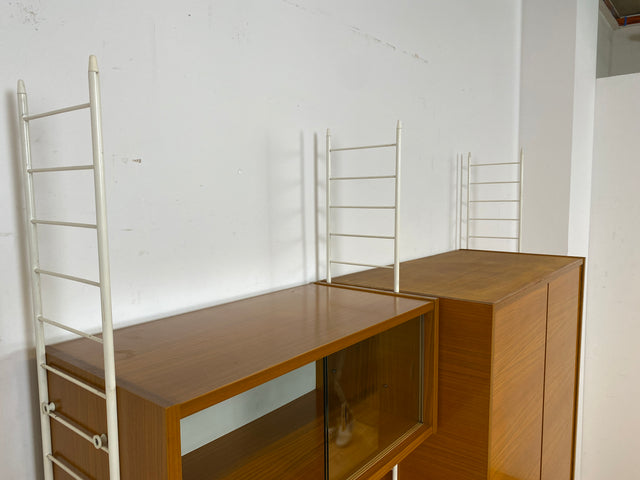 Kultiges modulares DDR Regalsystem Sybille aus 1968 mit Kleiderschrank & Vitrine