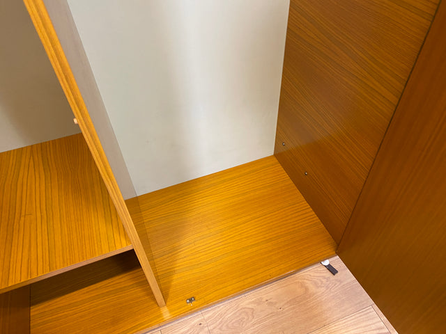 Kultiges modulares DDR Regalsystem Sybille aus 1968 mit Kleiderschrank & Vitrine