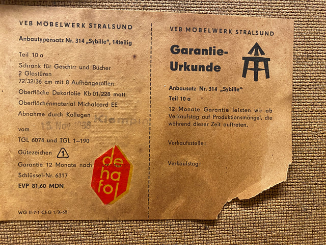 Kultiges modulares DDR Regalsystem Sybille aus 1968 mit Kleiderschrank & Vitrine