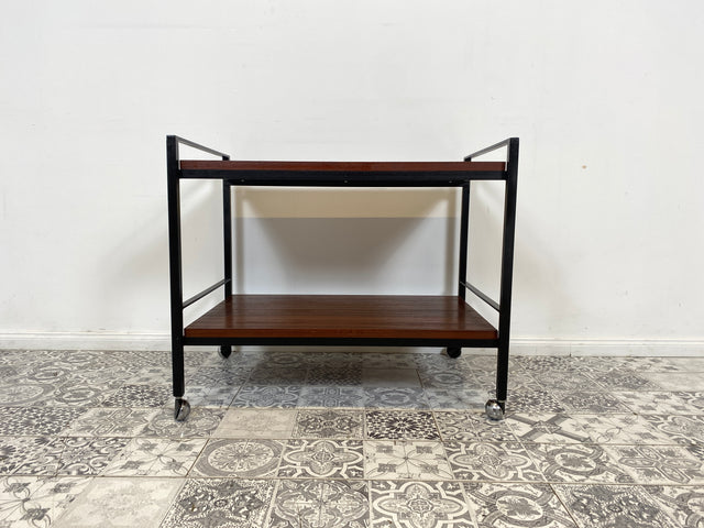 WMK Stilvoller, minimalistischer und gut erhaltener Vintage Servierwagen auf Rollen # Beistelltisch Teewagen Barwagen Ablage Couchtisch Rollwagen Loft Industrial Design 60er 70er # Versand möglich
