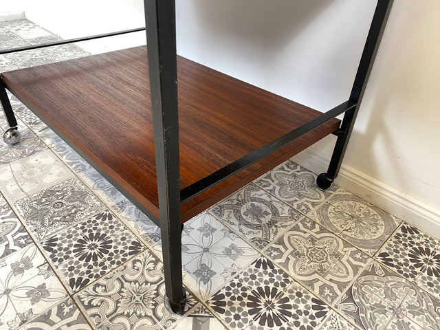 WMK Stilvoller, minimalistischer und gut erhaltener Vintage Servierwagen auf Rollen # Beistelltisch Teewagen Barwagen Ablage Couchtisch Rollwagen Loft Industrial Design 60er 70er # Versand möglich