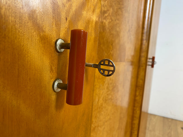 Besonders schöner 50erJahre Kleiderschrank aus vollem Holz mit sehr guter Aufteilung I Schrank Schlafzimmerschrank Wäscheschrank Wardrobe Mid-Century Vintage 60er Retro I