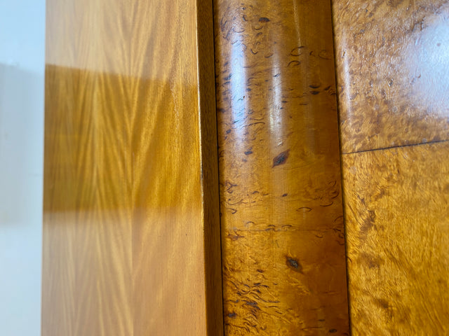Besonders schöner 50erJahre Kleiderschrank aus vollem Holz mit sehr guter Aufteilung I Schrank Schlafzimmerschrank Wäscheschrank Wardrobe Mid-Century Vintage 60er Retro I