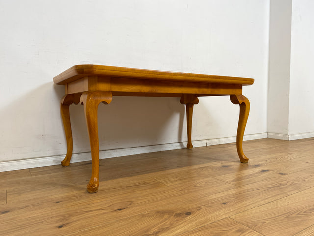 WMK Hübscher, großer und sehr gut erhaltener 60er Jahre Couchtisch im Chippendale Stil mit schönen gebogenen Tischbeinen & toller Maserung # Salontisch Wohnzimmertisch Coffee Table Stilmöbel Vintage