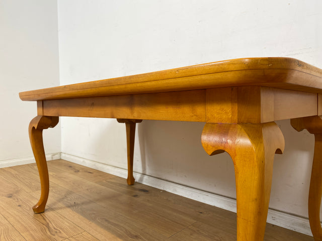 WMK Hübscher, großer und sehr gut erhaltener 60er Jahre Couchtisch im Chippendale Stil mit schönen gebogenen Tischbeinen & toller Maserung # Salontisch Wohnzimmertisch Coffee Table Stilmöbel Vintage